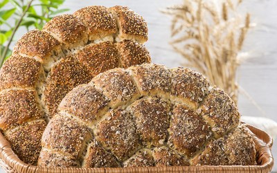 Zbojnícky bochník so Silkgrain Onion Garlic