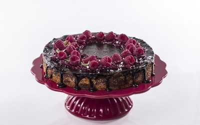 Čokoládová ganache torta s malinami