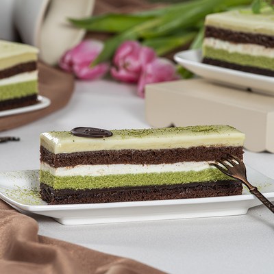 Brownie rezy so zeleným čajom