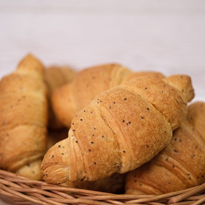 CHIA croissanty so Silkgrain/Mr. Korn Chia