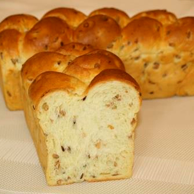 Obilný sladký koláč so Silkgrain Natura a Korentom